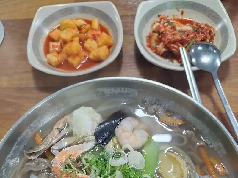 보말전복칼국수