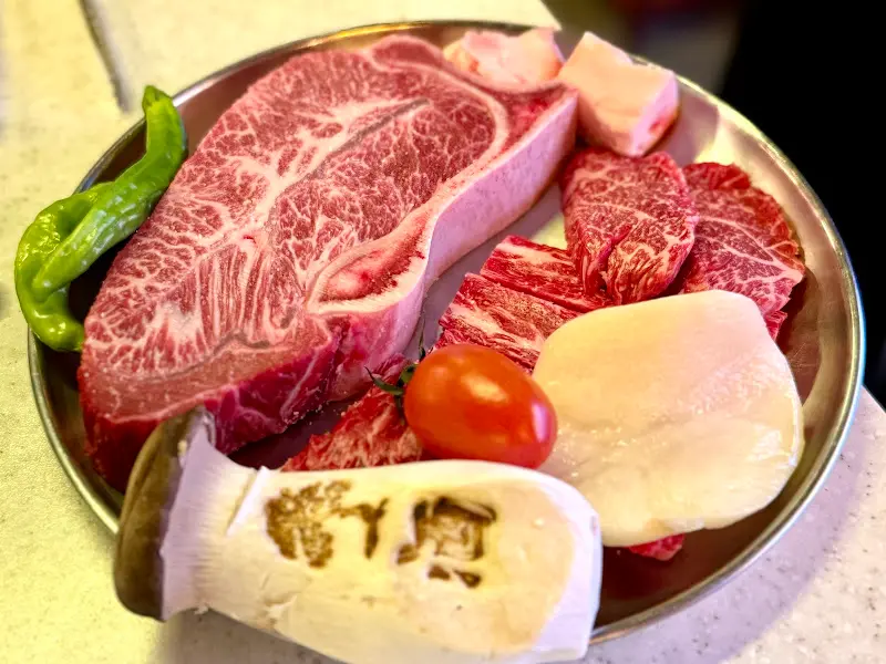 고급스러운 한상차림