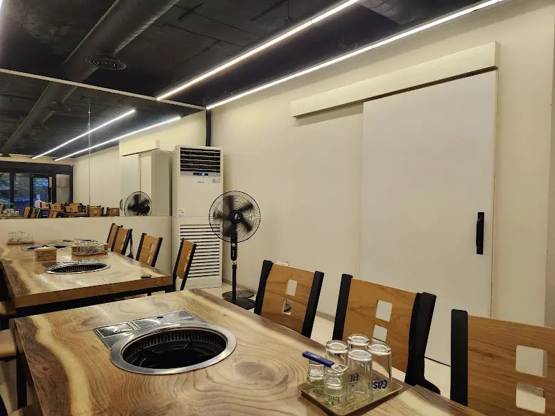 넓고 쾌적한 실내