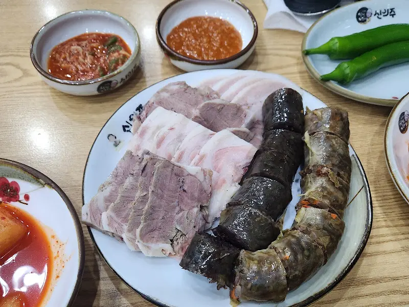 신의주찹쌀순대 순대정식