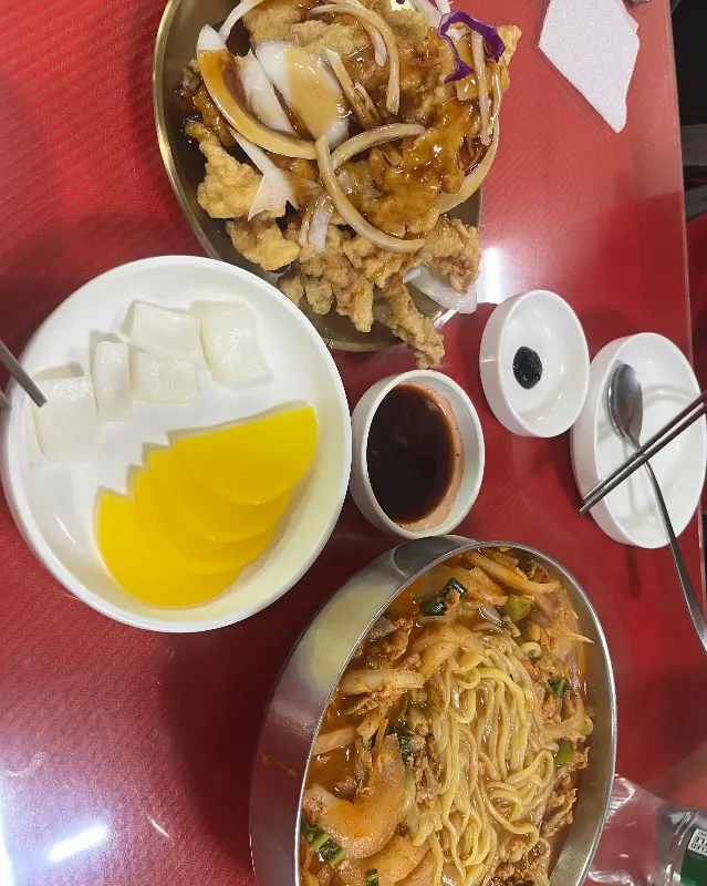 탕수육과 짬뽕밥