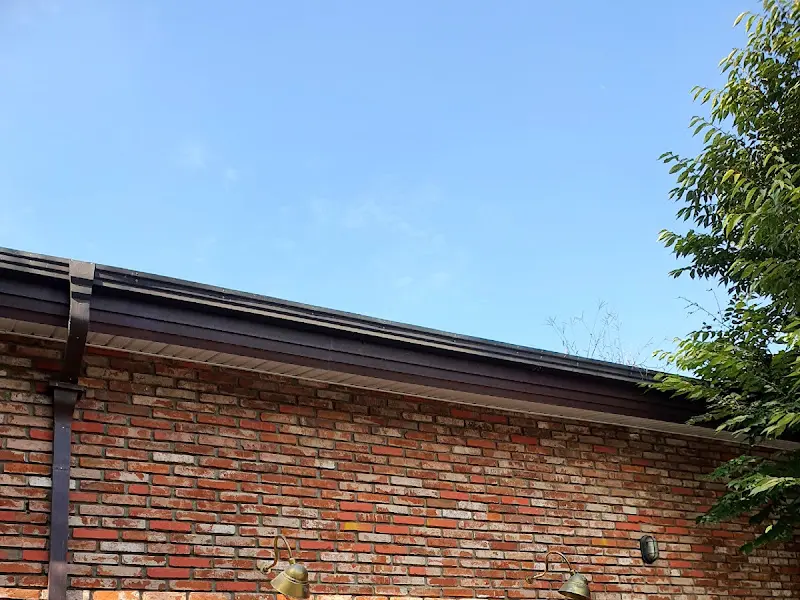 리아델리 외관 (낮)