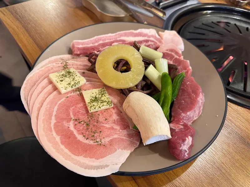 고기 한 상 차림