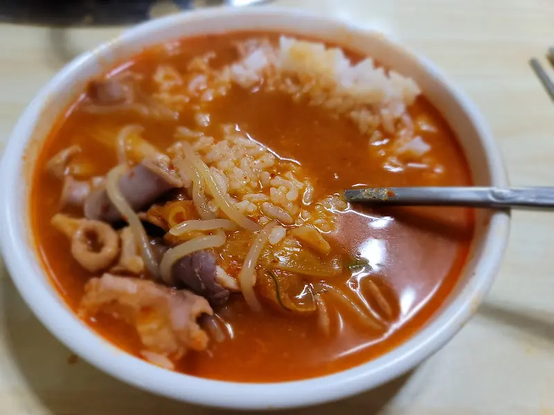 순대국 근접 사진