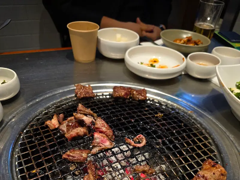 잘 구워진 고기