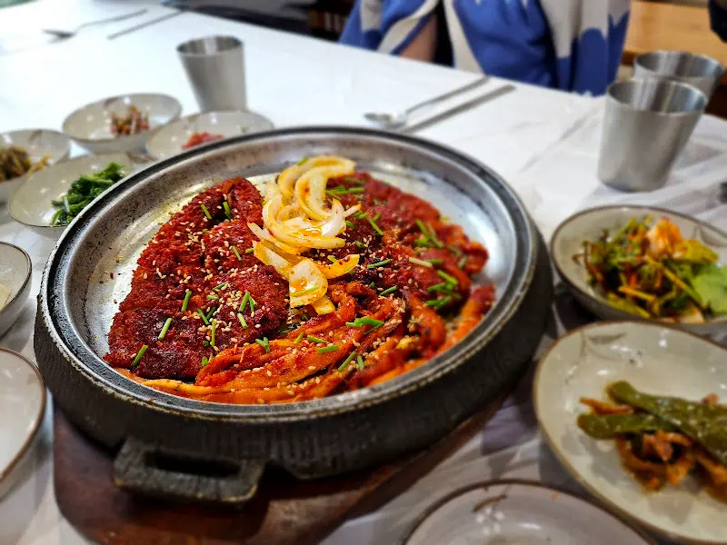 황태구이정식 한상차림