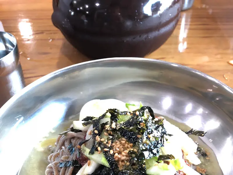 동치미의 시원함이 느껴지는 사진