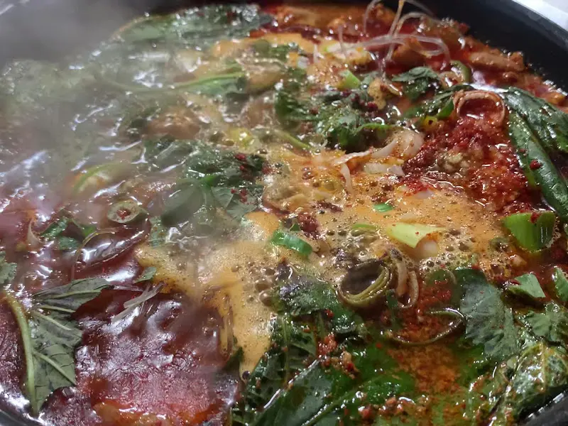 푸짐한 곱창 전골