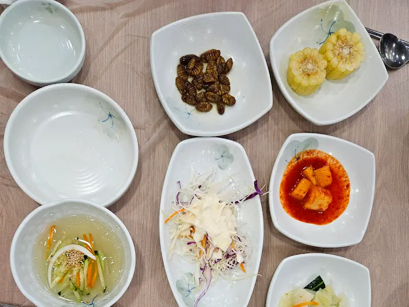 포미아구찜 밑반찬 클로즈업