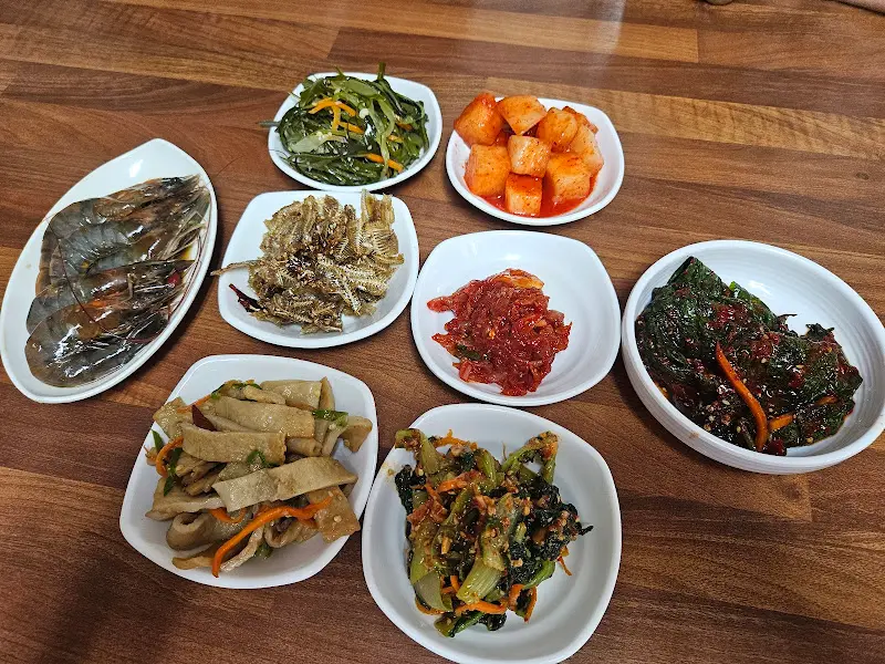 정갈한 밑반찬 클로즈업