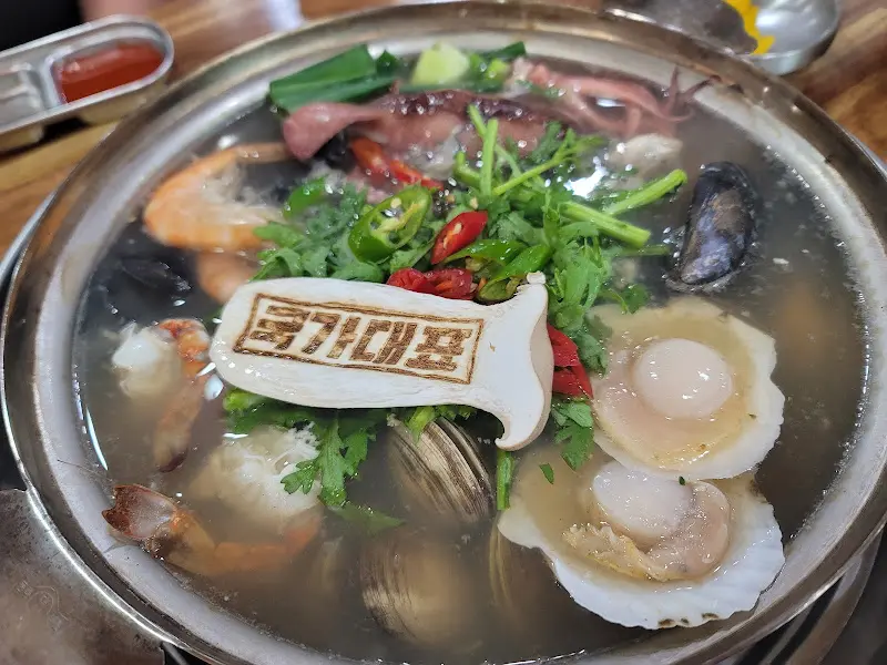 해물칼국수