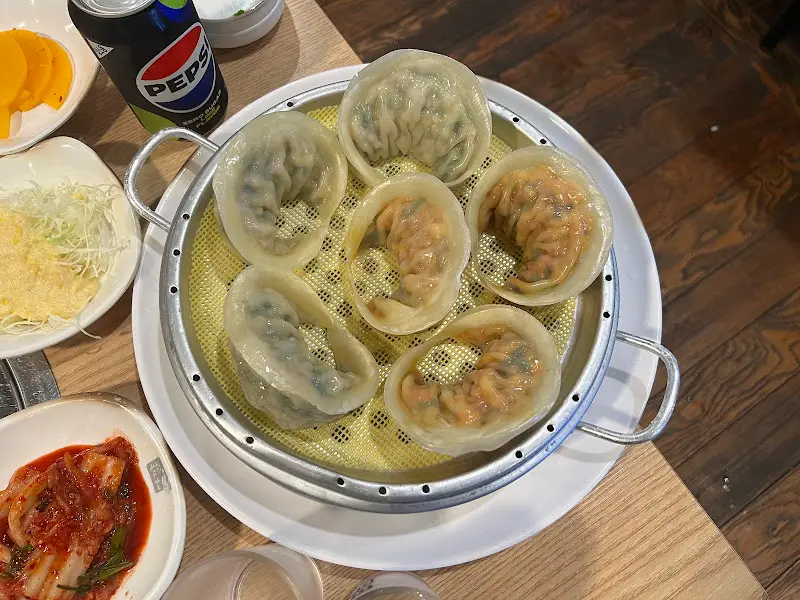 찜통에 쪄진 만두