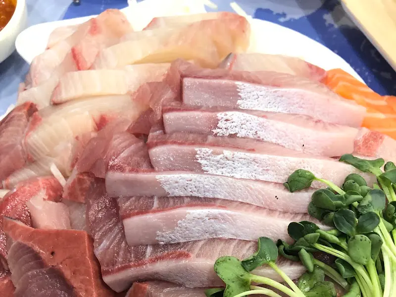 두툼한 숙성회의 자태