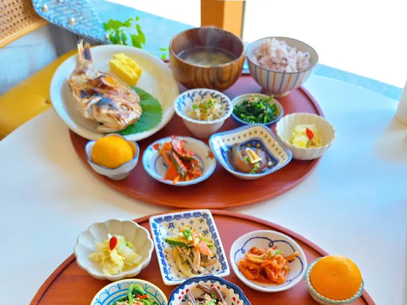 참돔구이 정식 한상차림