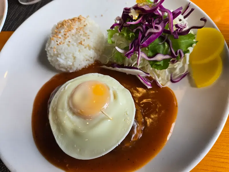 촉촉한 한우 함박스테이크