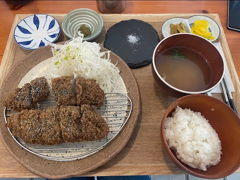 카츠오 전체 상차림