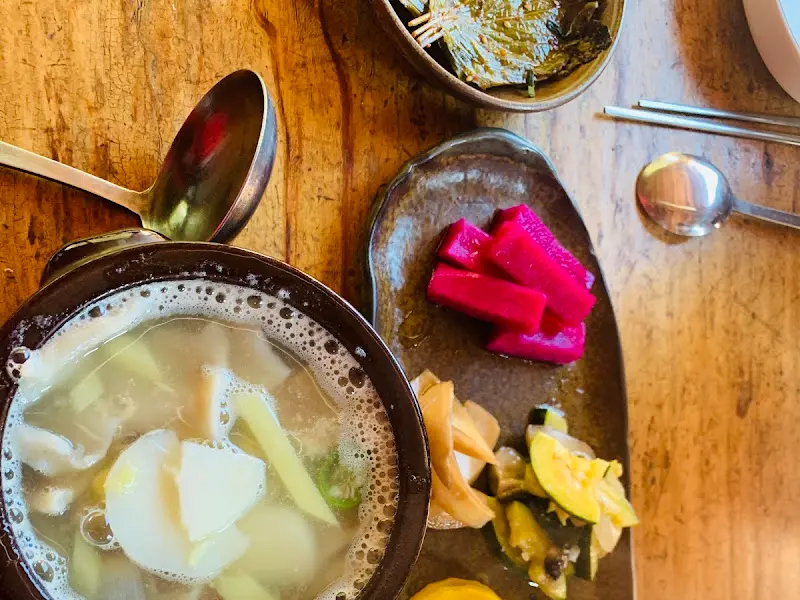 수제비와 밑반찬