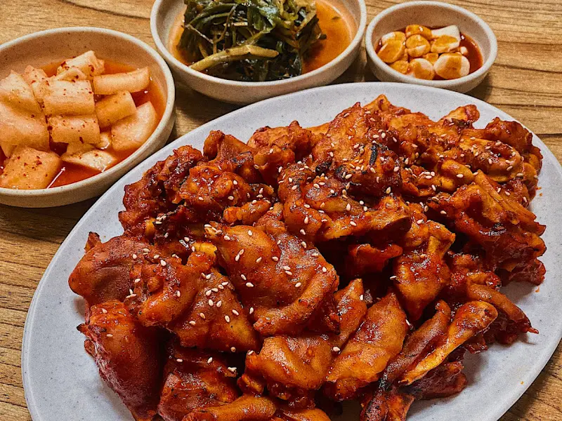 적덕식당 양념족발구이