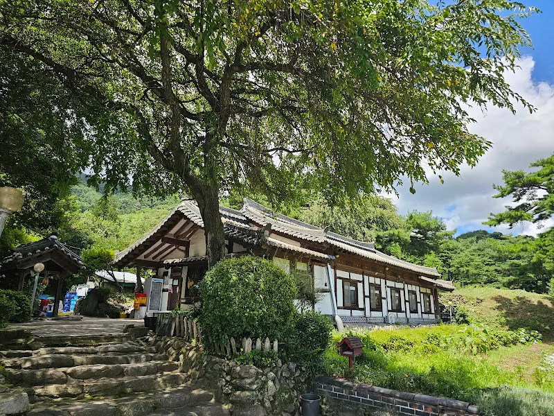 청학산 식당 전경