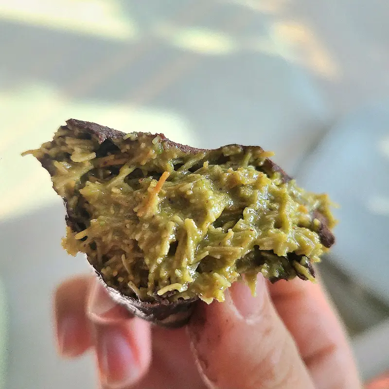 두쫀쿠 근접 단면