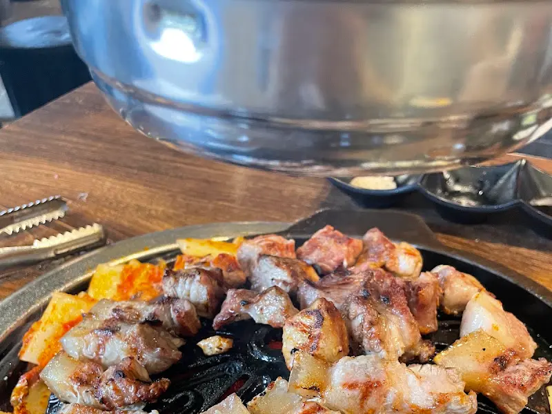 구워지고 있는 흑돼지