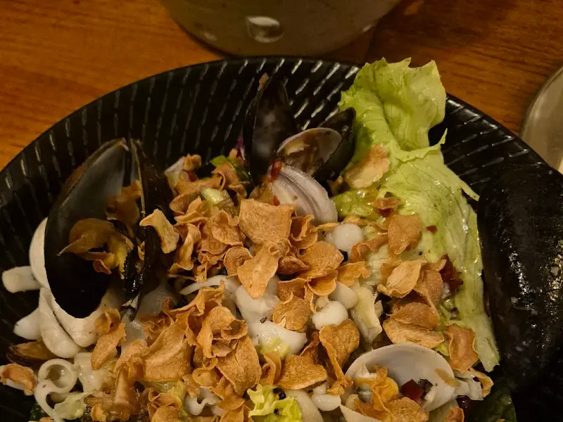 다 피타 해산물 샐러드