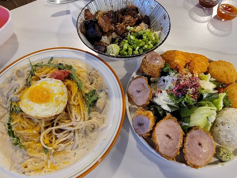 상차림 전체 샷