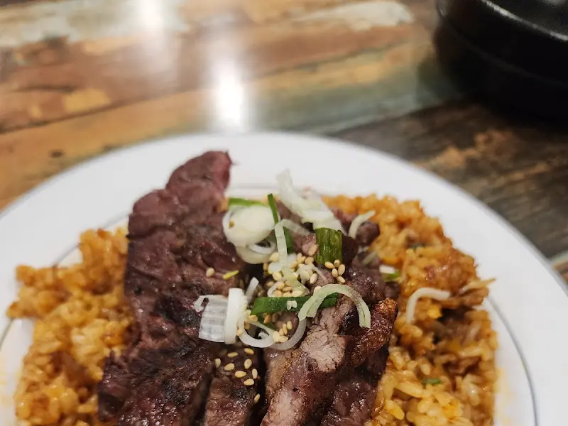 스테이크 볶음밥