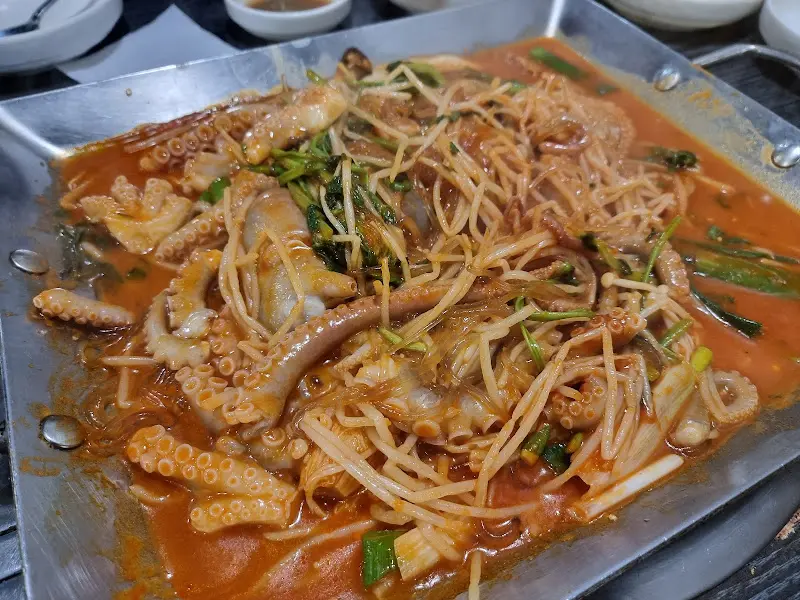 매콤한 철판낙지