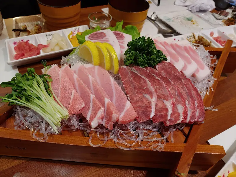 다양한 부위의 참치회