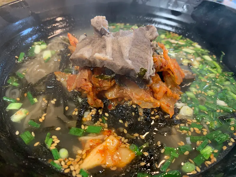 푸짐한 메밀온면