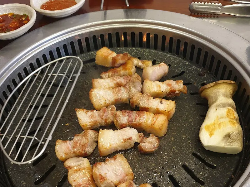 맛있게 구워진 고기