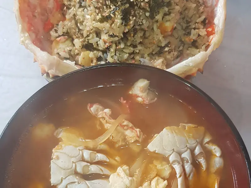 꽃게탕과 게딱지밥