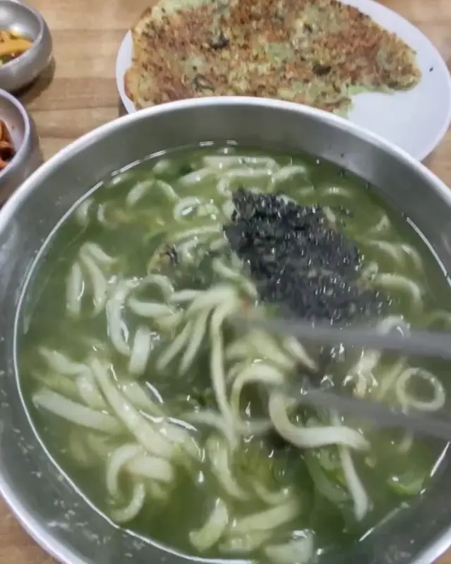 보말칼국수와 매생이바당전