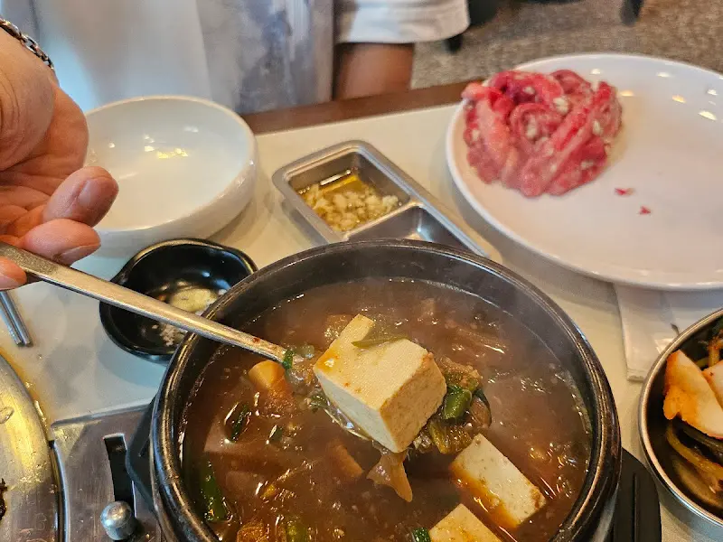 된장찌개와 갈비살