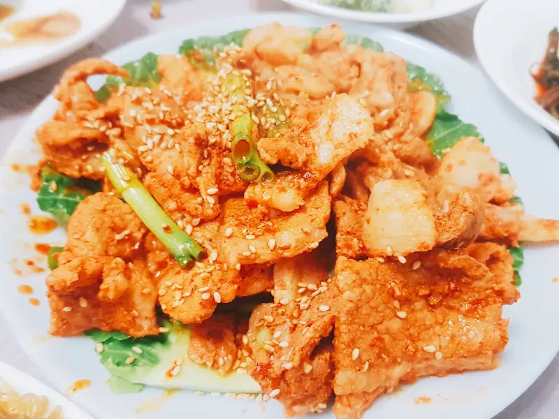 윤기가 흐르는 제육볶음