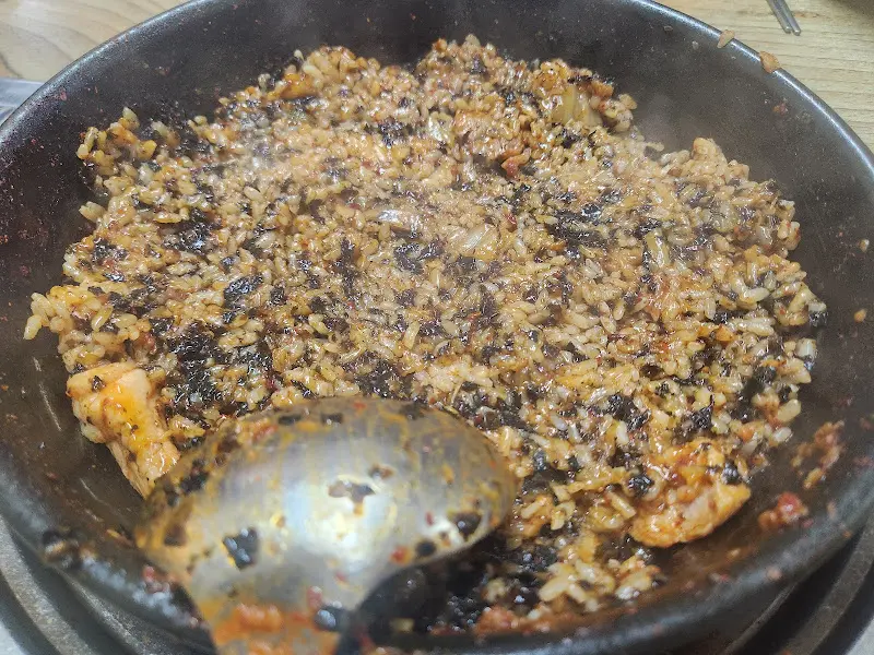 돼지찌개 볶음밥 완성