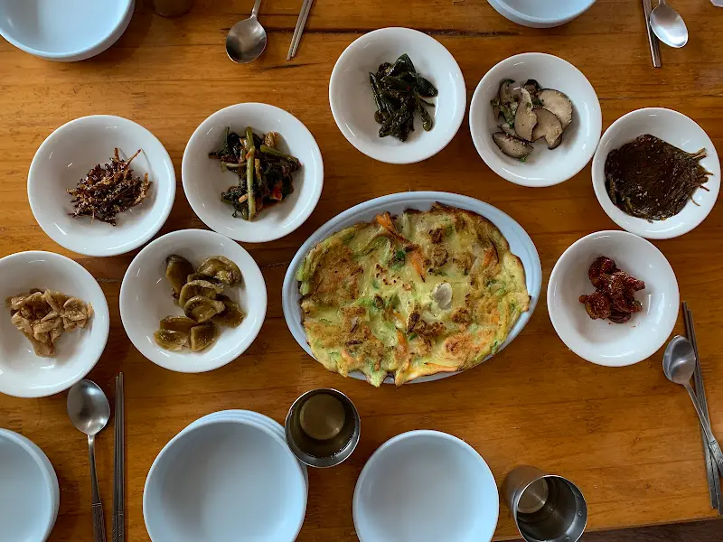 테이블 전체 샷