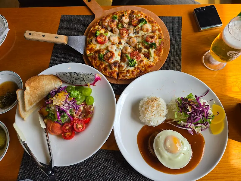 수제 쉬림프 콤비네이션 피자