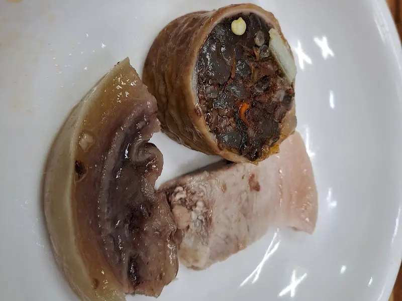 막창 순대의 단면