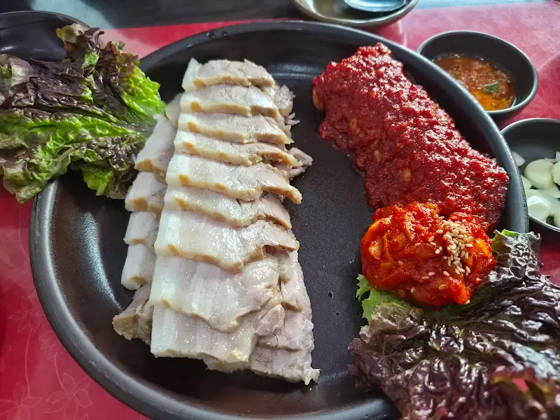 푸짐한 보쌈 한 상