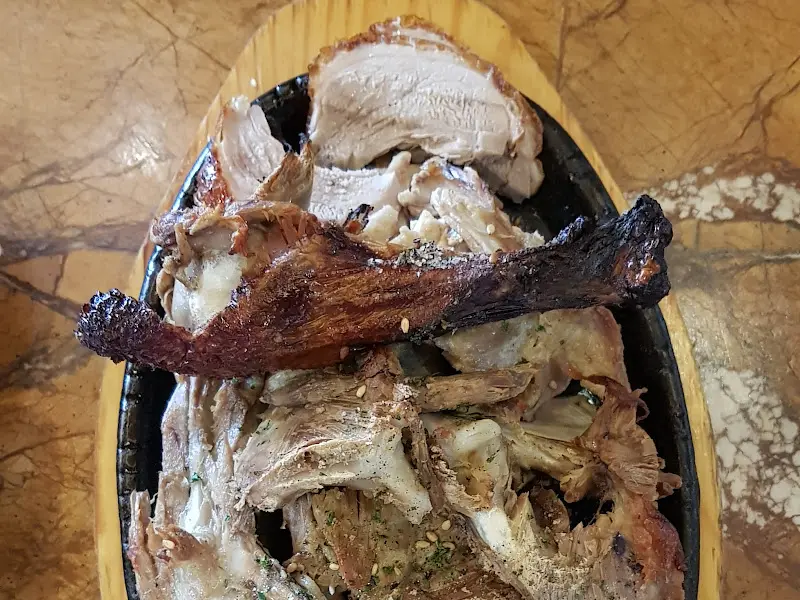 Conto의 오리 뼈구이