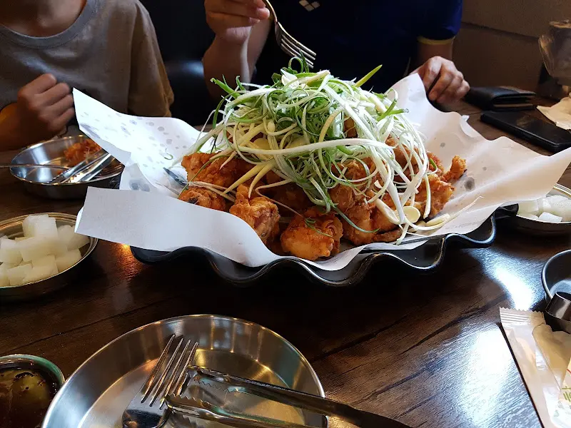 파닭을 즐기는 사람들