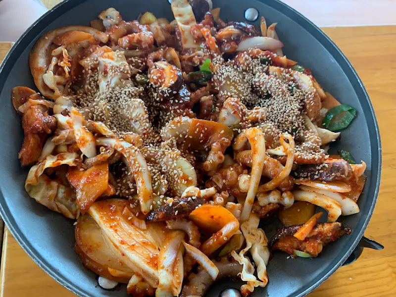 매콤한 낙지볶음