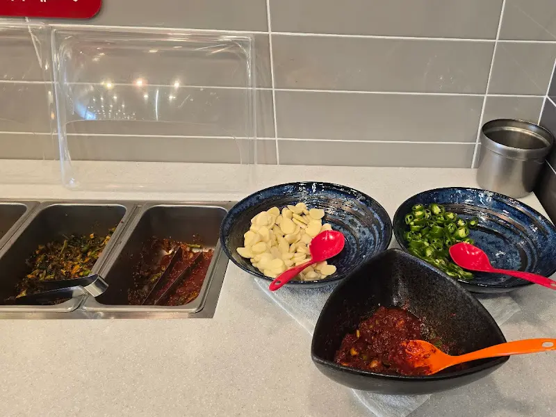 다양한 쌈 채소를 즐길 수 있는 쌈 채소 코너