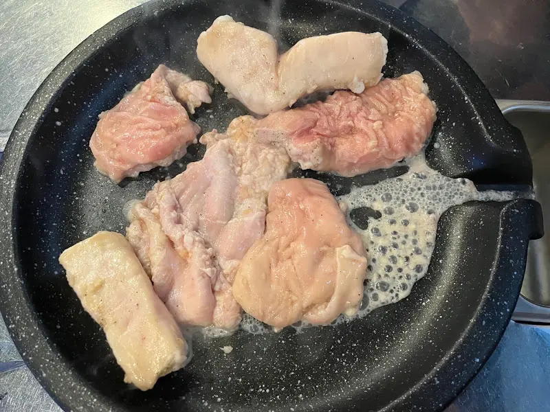 불판 위에서 익어가는 대창