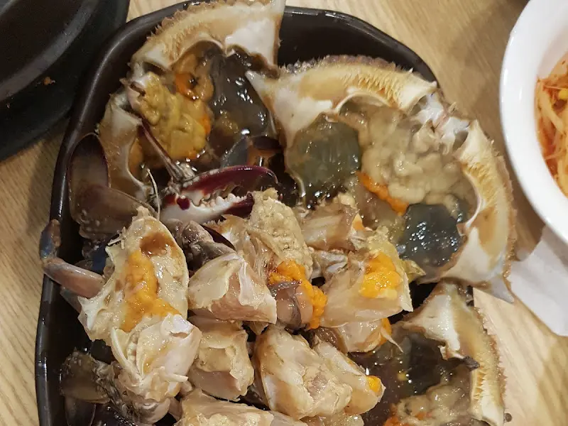 알이 꽉 찬 간장게장