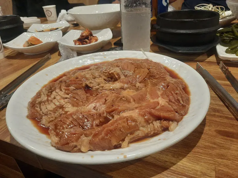 먹음직스러운 돼지갈비