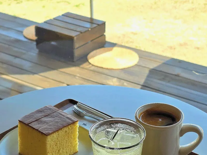 유자 카스테라와 아이스 아메리카노