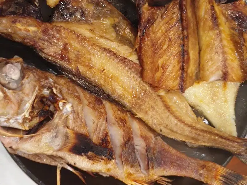 다양한 종류의 생선구이